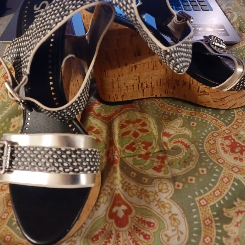 Circus Sam Edelman 6.5 Silver Wedge Heels Shoes